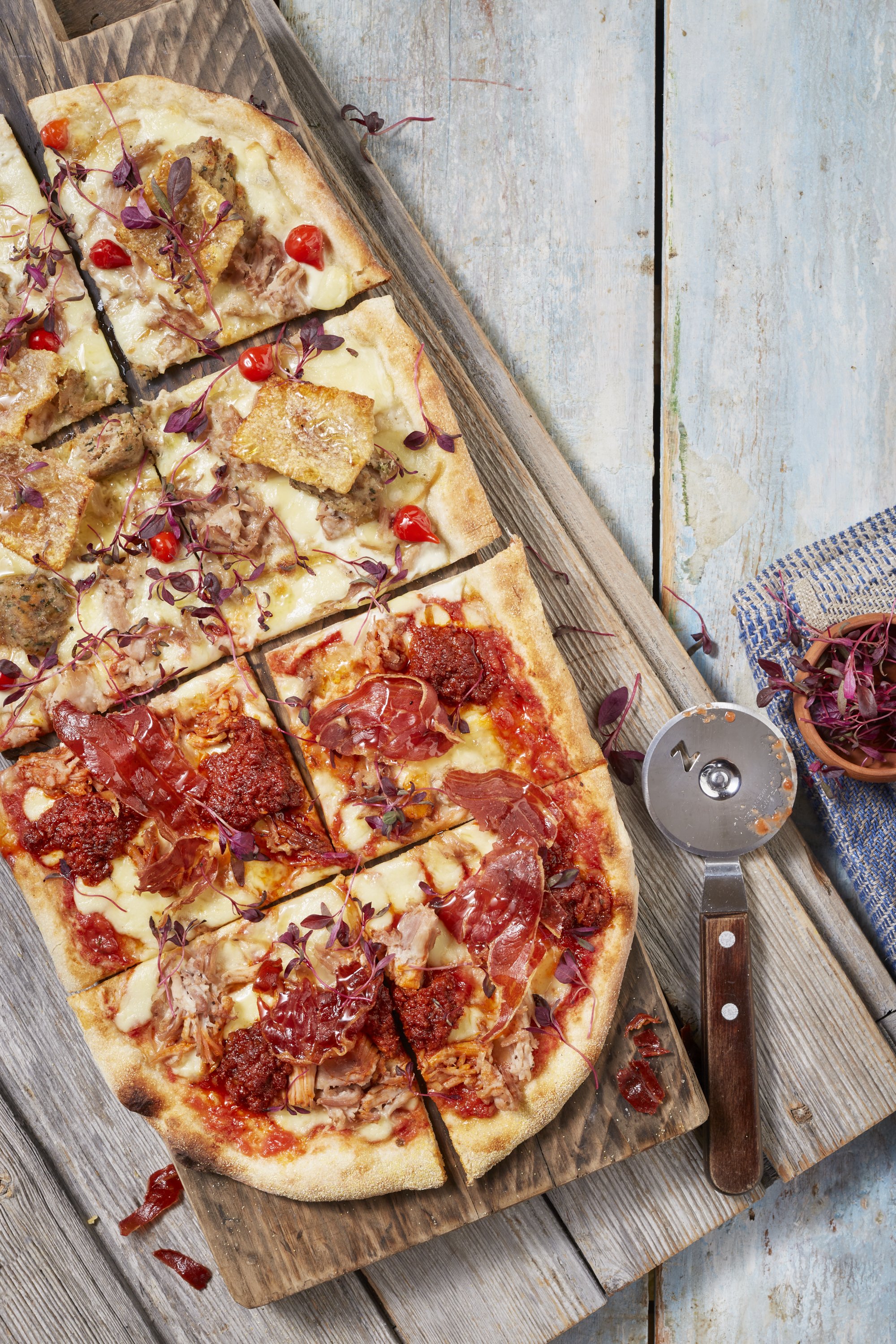Zizzi-1514 A Board Sticky Pig.jpg