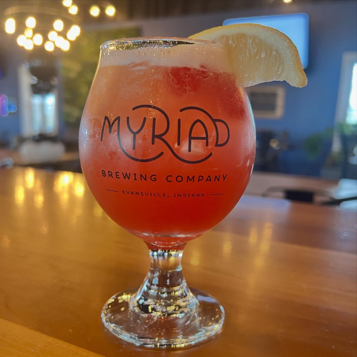 Open 2-10:30 every Friday!

Smokin&rsquo; Roux is joining us tonight to serve up your rustic Cajun favorites from 5-8. 

See you in the taproom 🍻