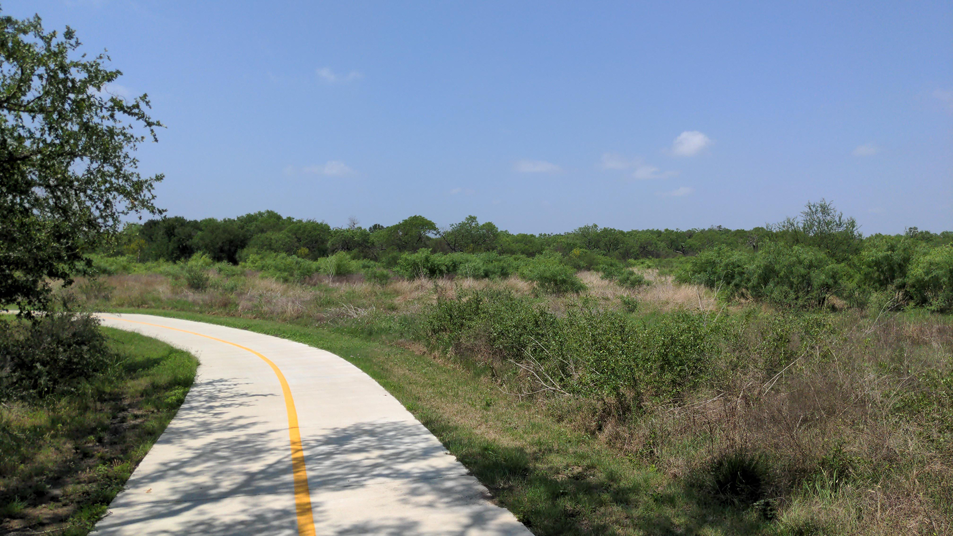 Trail along the Espada Tract