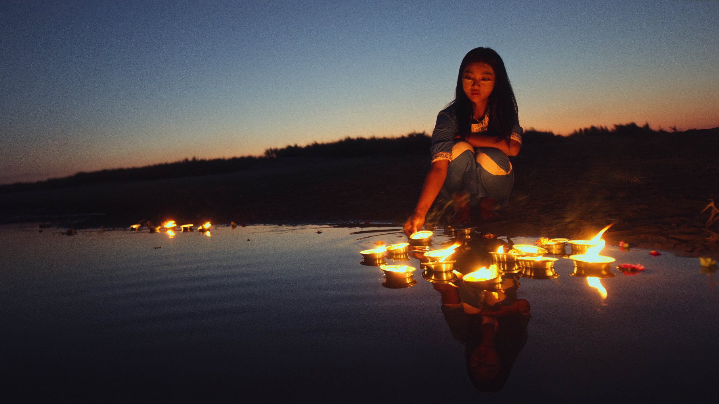 A060_C047_04195L.0000159-SharpenAI-Softness copy 2.jpg