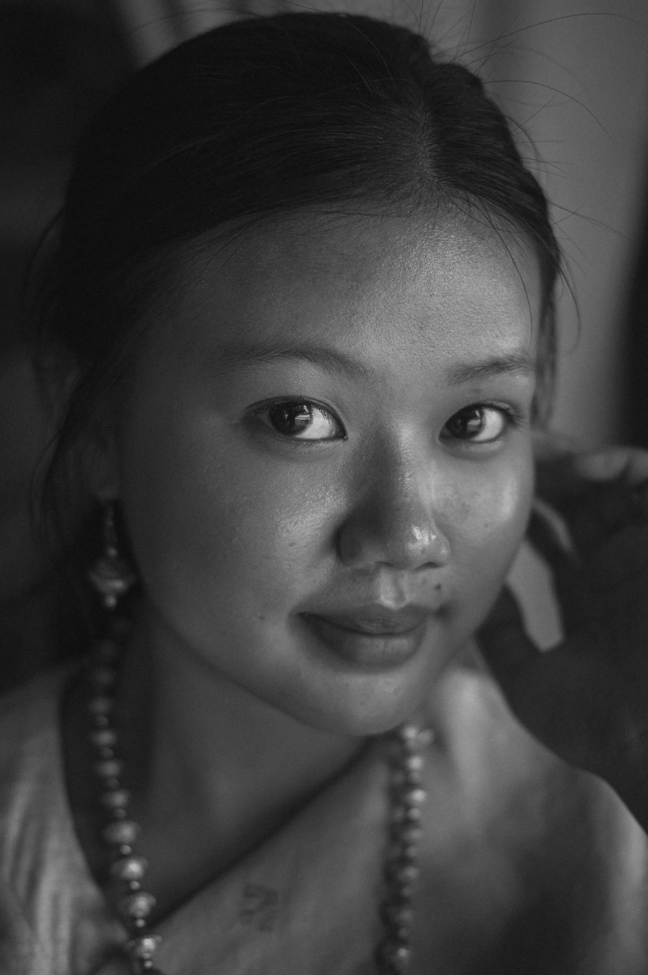lao-girl-portrait-luang-prabang-laos.jpg