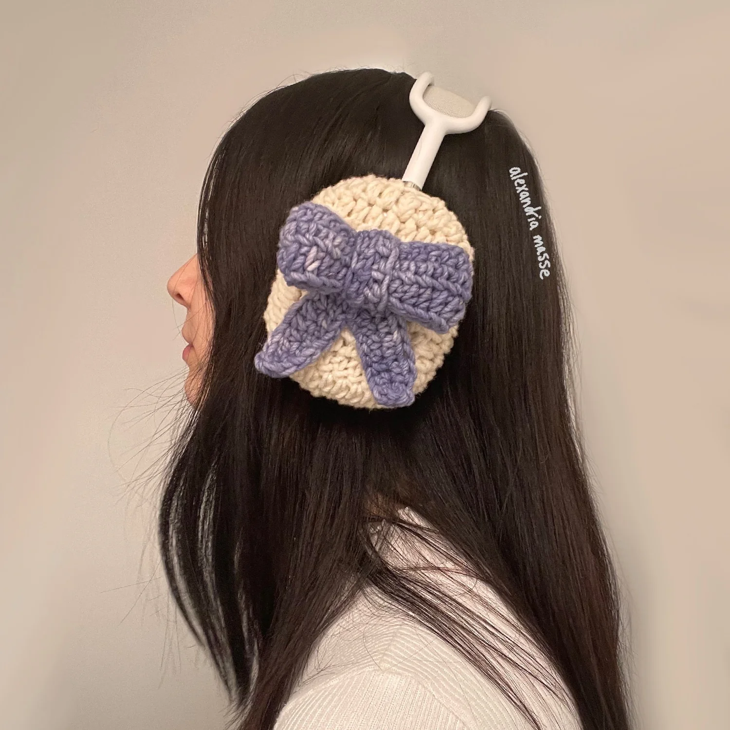 headphone-covers-alexandria-masse
