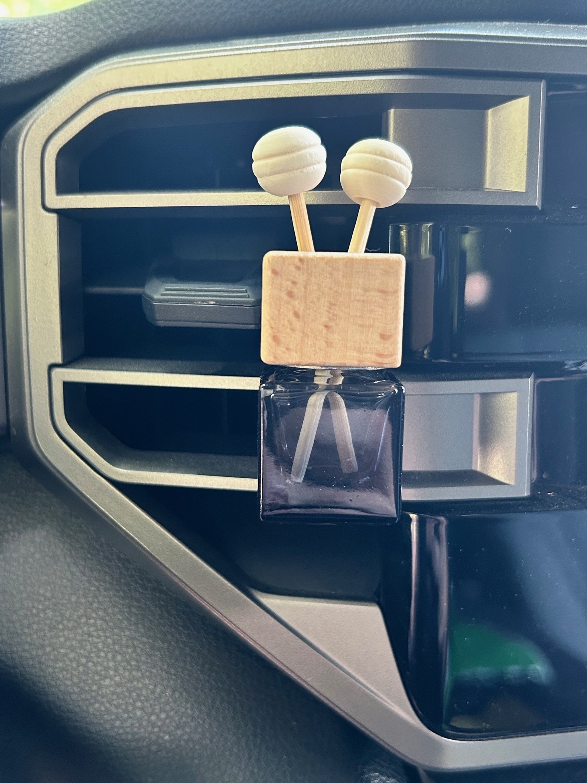 Vent Car Diffusers.jpg