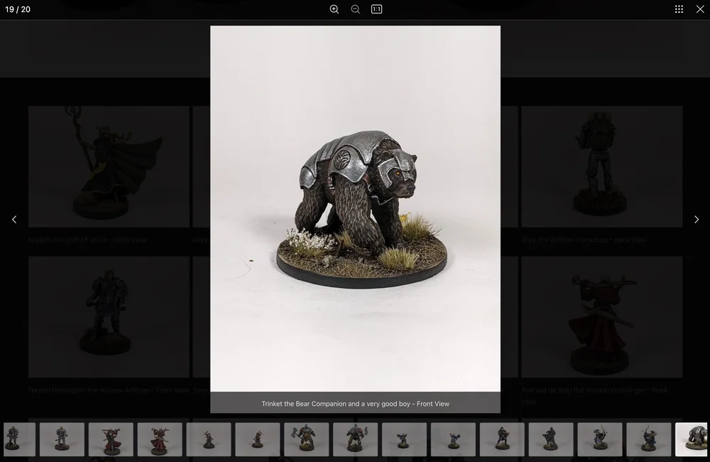 Display every detail: Lightbox Studio for Miniature art portfolios ...