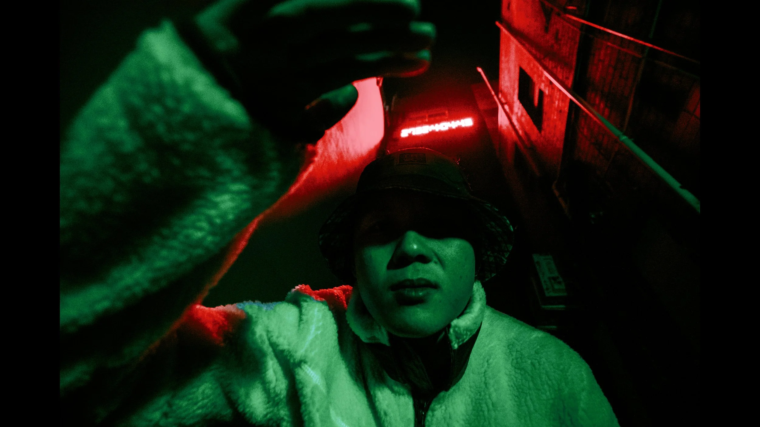 16 9.00_07_16_14.Still037.jpg