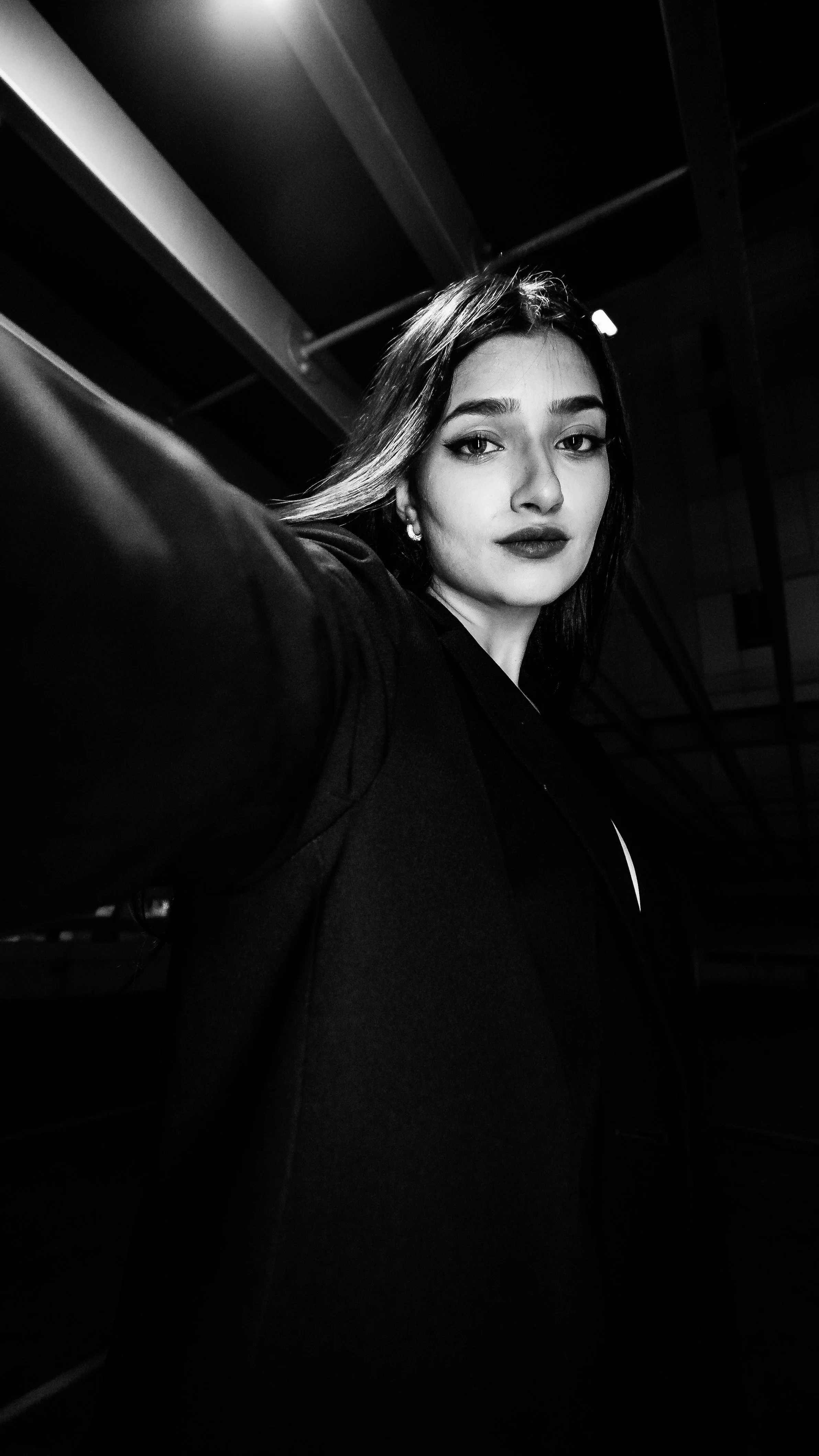 Sequence 01.00_08_35_06.Still085.jpg