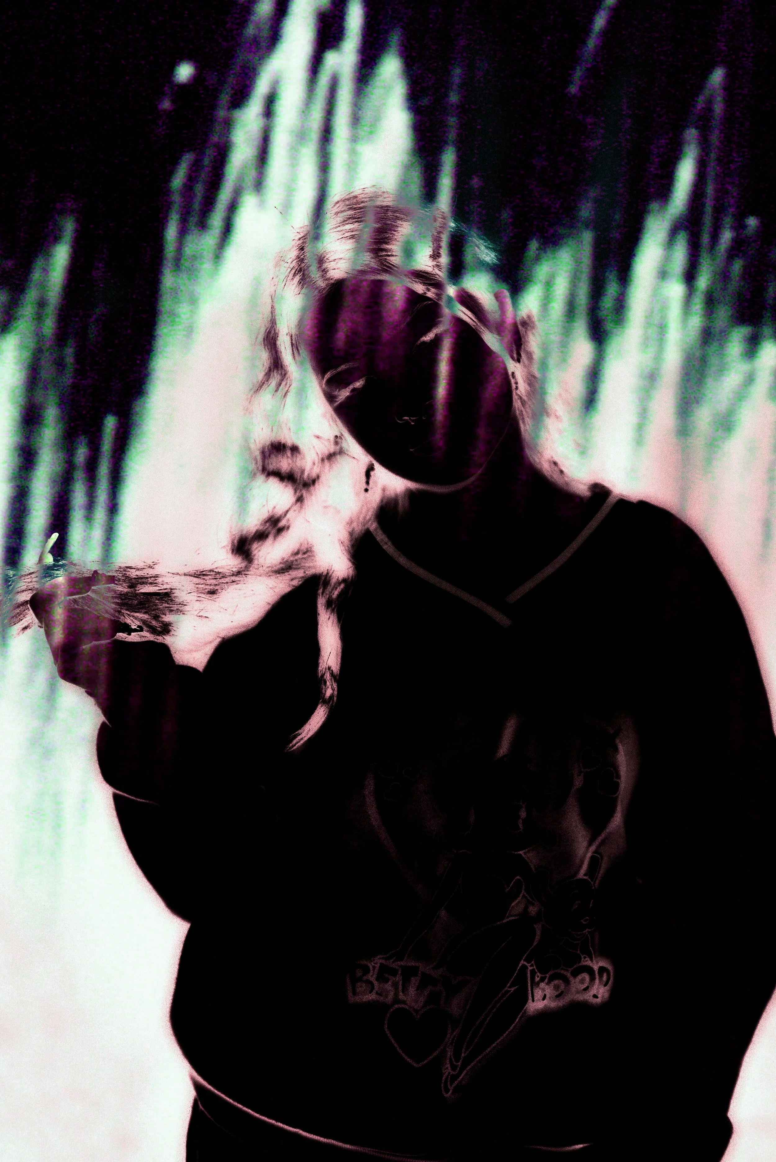 Sequence 01.00_00_21_02.Still005.jpg