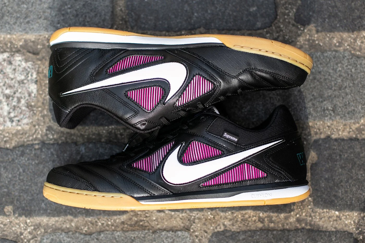 https___hypebeast.com_image_2018_08_supreme-nike-sb-gato-closer-look-04.jpg