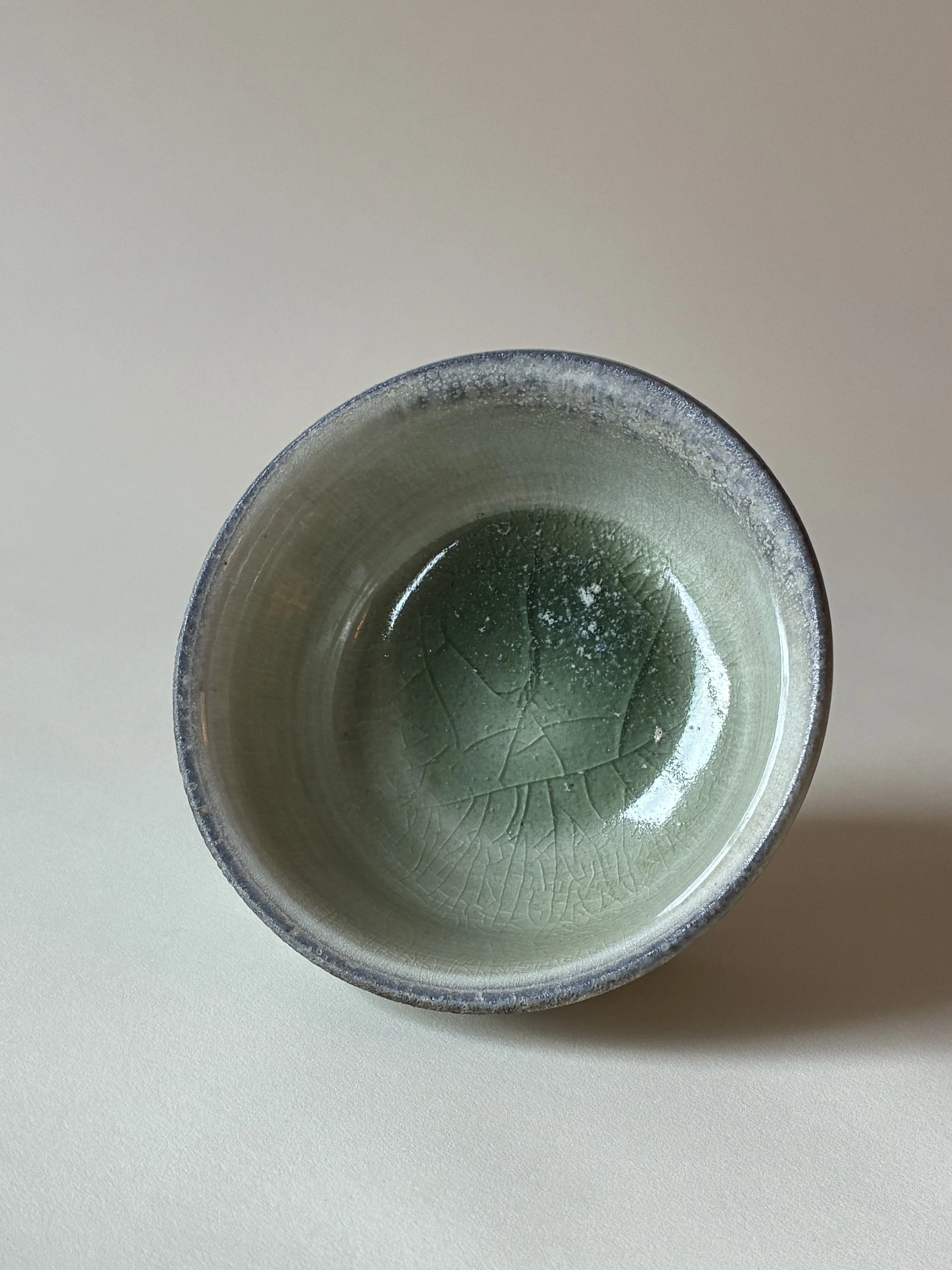 Celadon glaze pooling