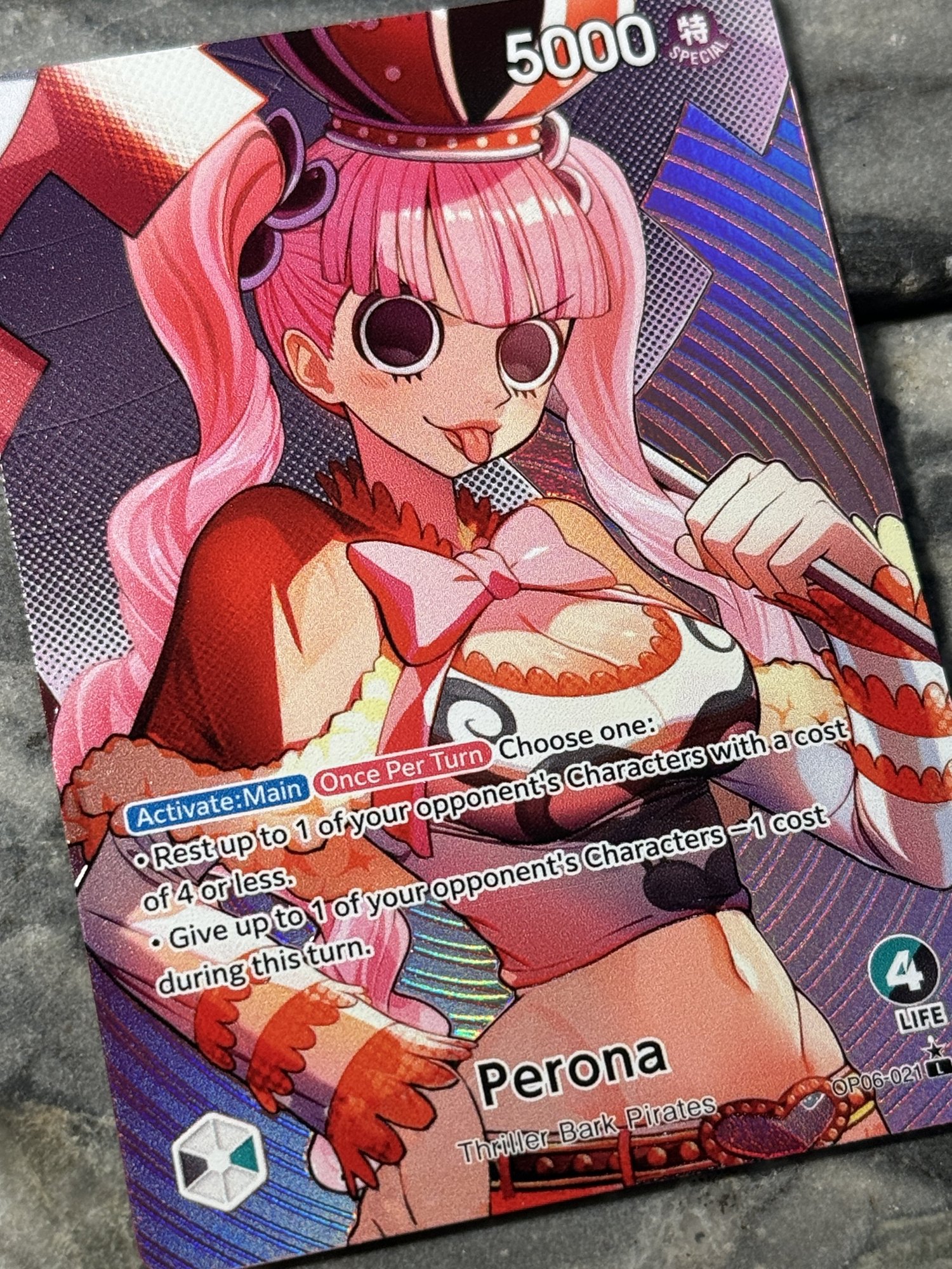 One Piece Green Black Perona Leader Card Full art Borderless