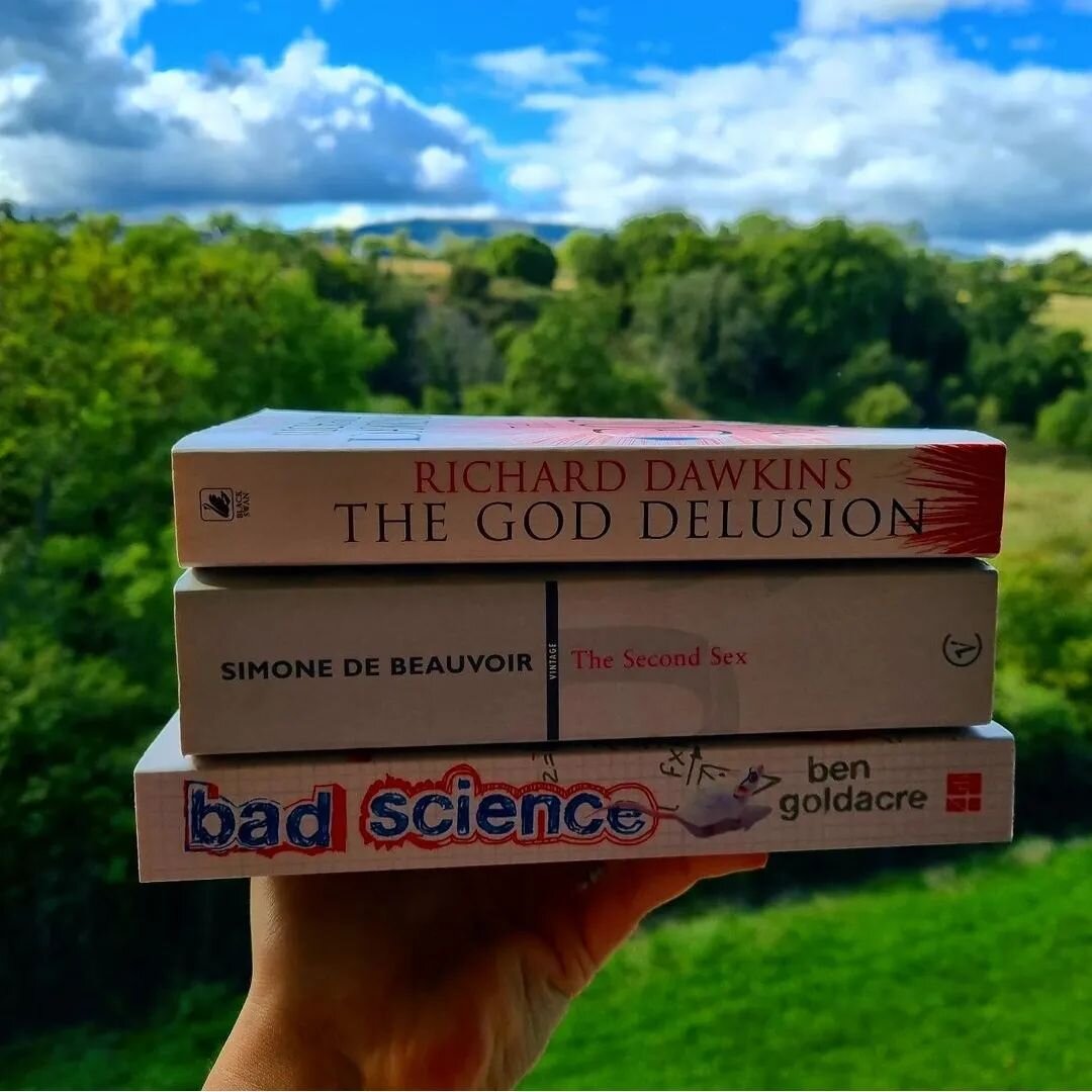 Do you read non-fiction?

It wouldn't be my go-to genre of choice to be honest. I much prefer fantasy or romance.

#bookstagrammers #bookstagram #bookishpost #bookstack #bookishstack #nonfiction #booksbooksbooks #simonedebeauvoir #thesecondsex #thego