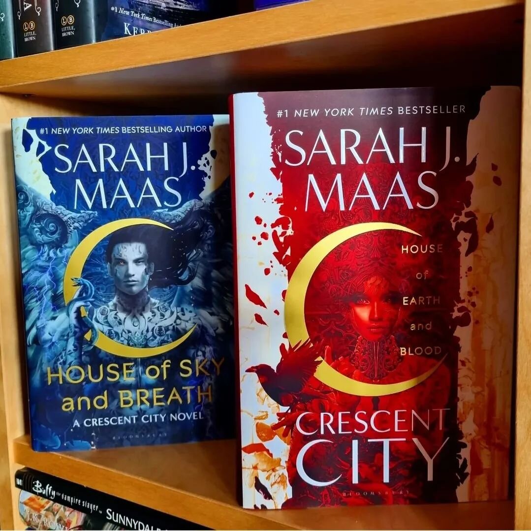 We are a Crescent City fan account.

Who is ready for release day tomorrow?

#bookstagram #bookishpost #bookworm #booknerd #bookaddict #booklover #booksta #booksofinstagram #bookshelf #bookshelfie #booksbooksbooks #sarahjmaas #sjmbooks #crescentcity 
