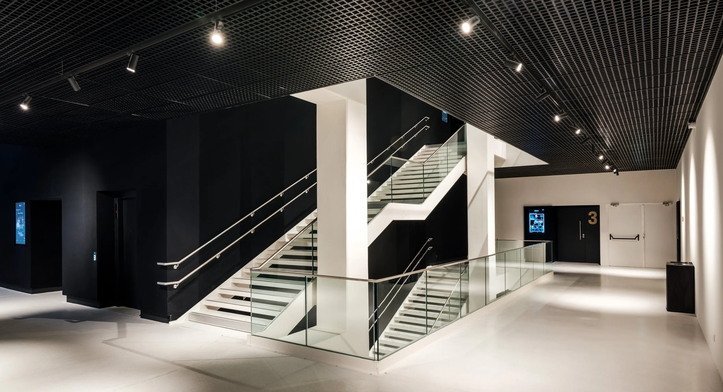 HA BOBIGNY LIGHT © FLORIAN BOUZIGES-13.jpg