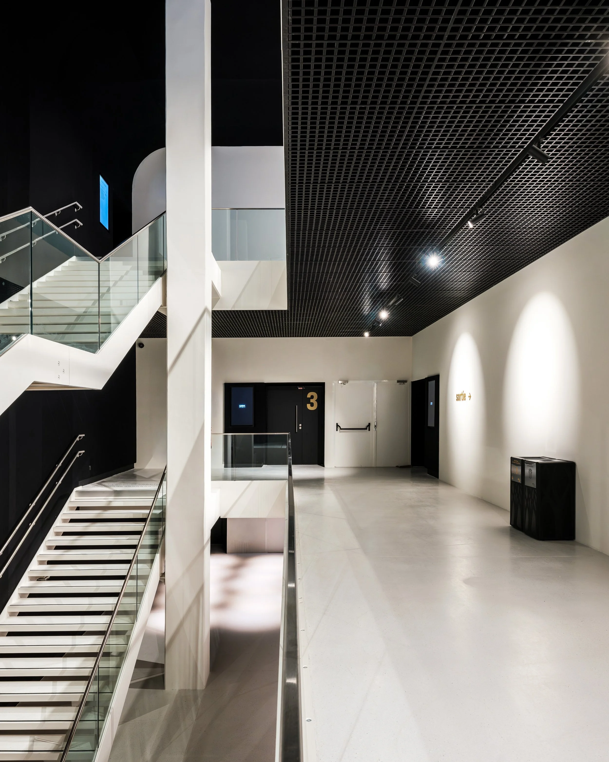 HA BOBIGNY LIGHT © FLORIAN BOUZIGES-14.jpg