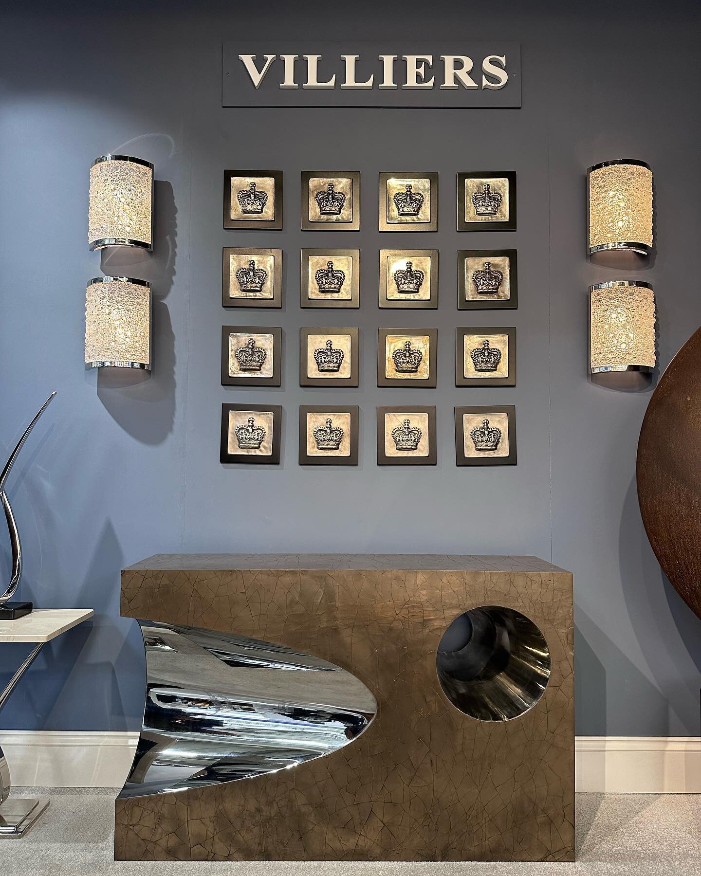 Another Anka x Villiers collab.
If you’re at @decorex_international this year then head over to Villiers stand to have a look at this stunning piece!