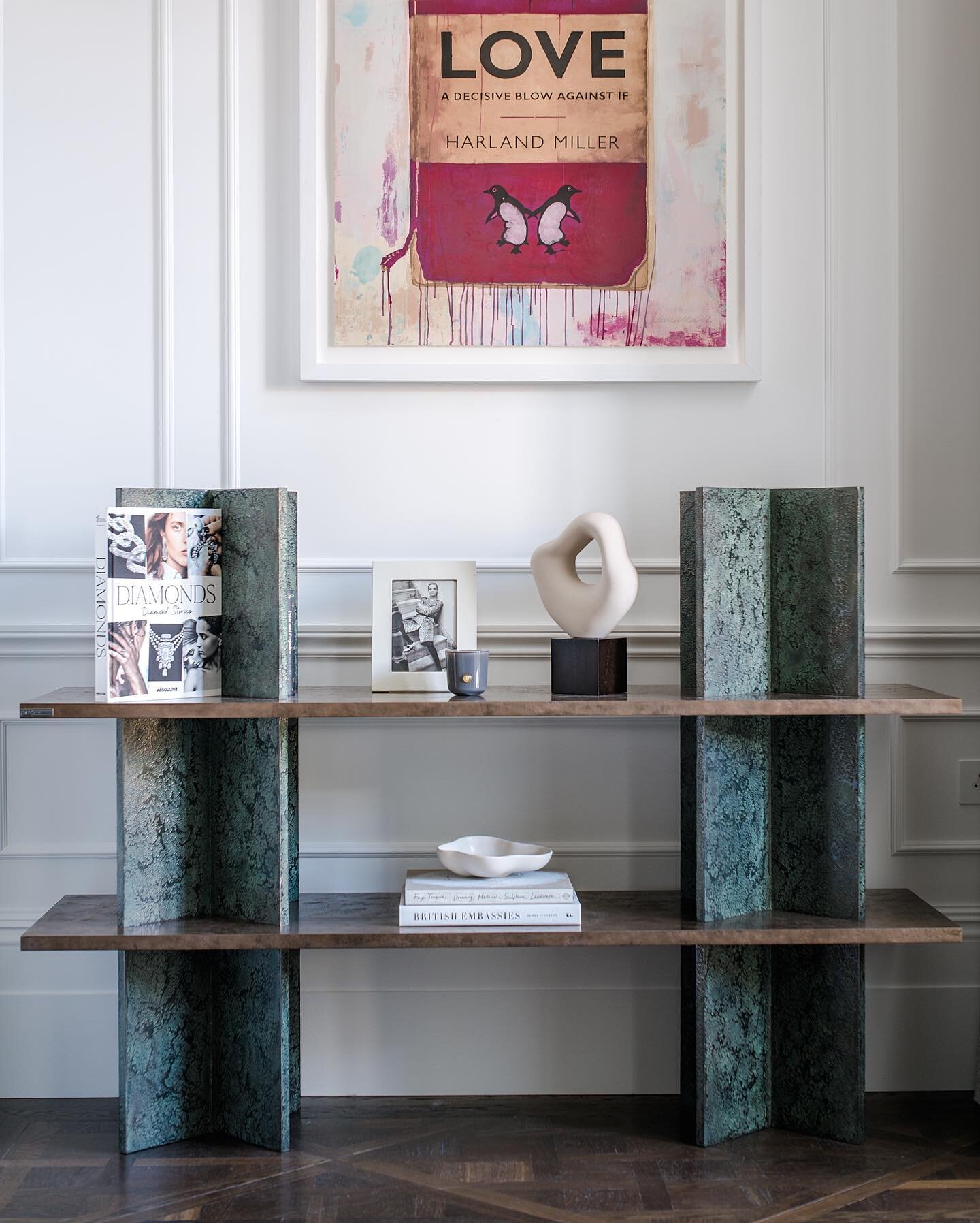 Our Bronze shelving unit for House of Walpole. 

Flat Antique Bronze shelves contrasting beautifully against the Textured Bronze Verdigris uprights. 

Designed by @oliver_burns