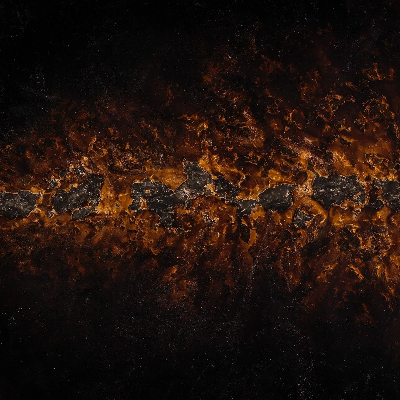 Bronze Magma.

A resin finish inspired by rivers of lava, raw and untamed where chaos creates beauty.