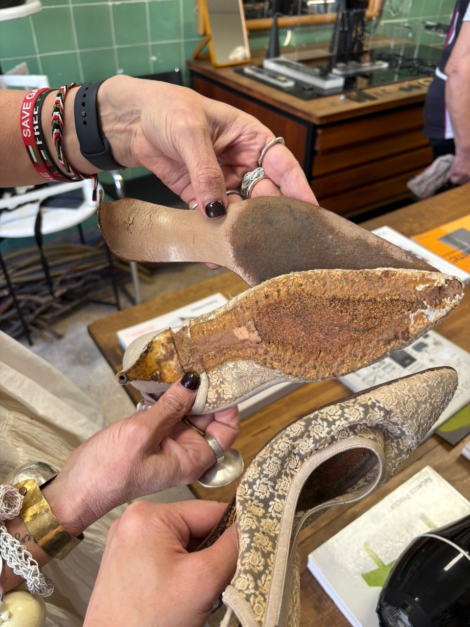 The deconstruction process