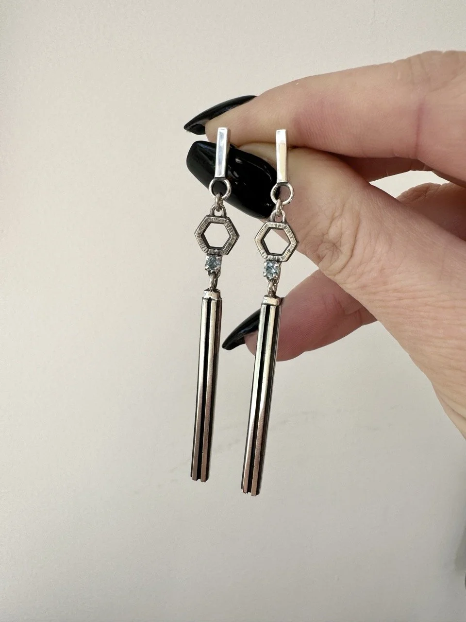 Aurelia Yeomans custom made long silver Ice Pillar II earrings in Melbourne