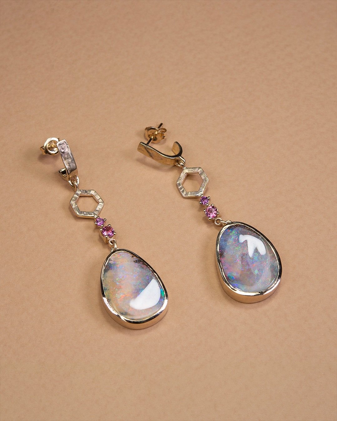 One-of-a-kind &lsquo;Celestial Frequency&rsquo; earrings I designed and crafted for the Coclor Coded exhibition, now on @egetal

Considering the symbolism of light as a resonant and holographic wave of cosmic information, I wanted to create a piece t