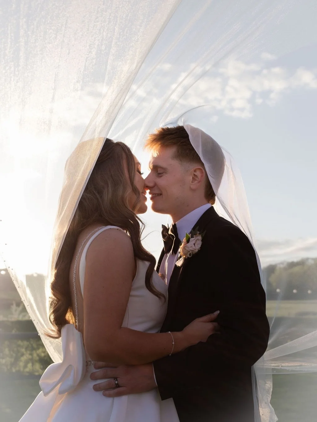 A throw back to May last year🤍 

C&amp;R 🕊️

#northwalesweddingphotographer #cheshireweddingphotographer @navycreativeagency