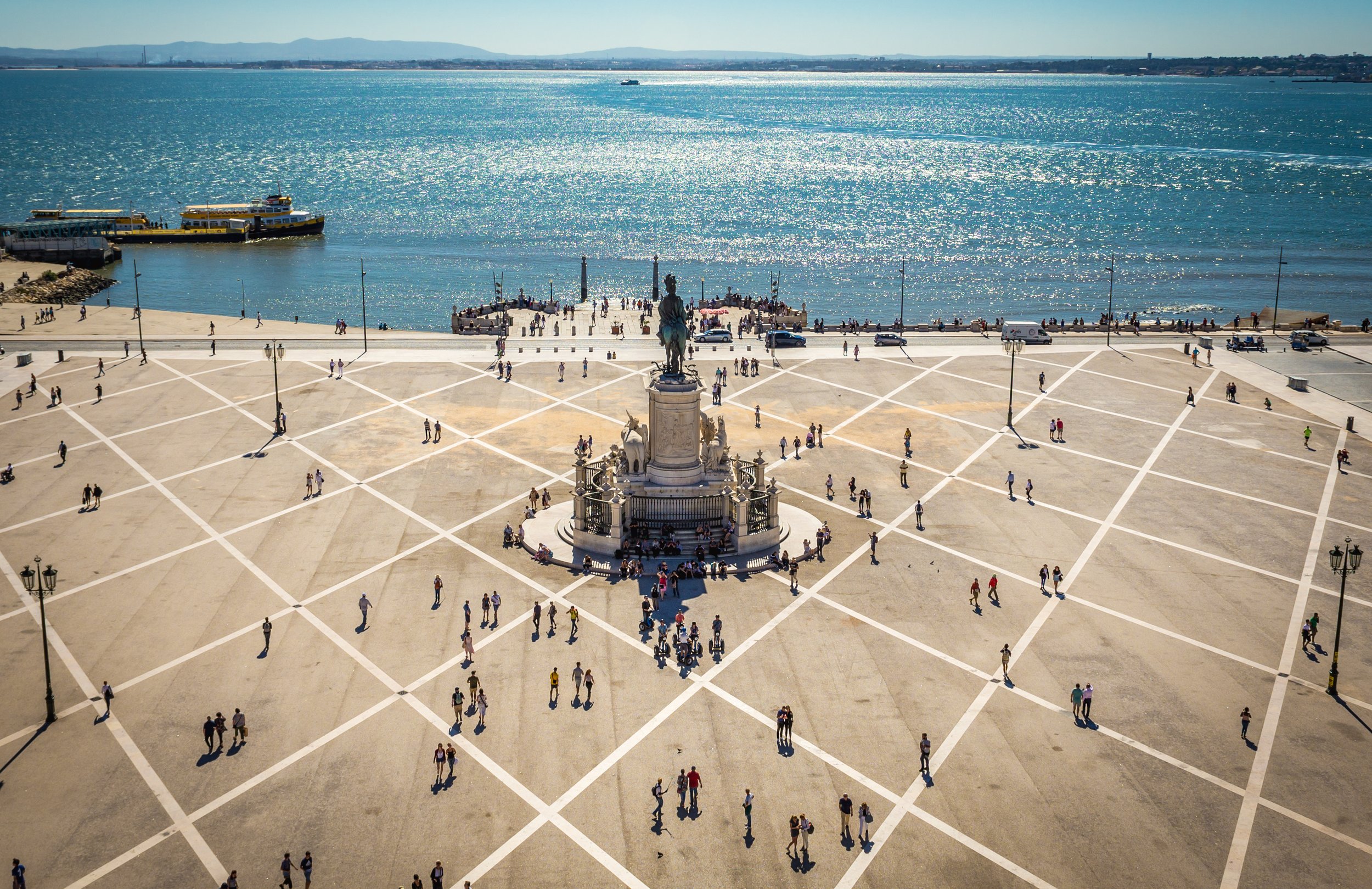 Synopsis Interns Favourites In and Around Lisboa
