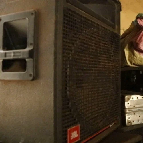 Doni Doni - Tzii &amp;  Tzii &amp; Bobe Van Jezu