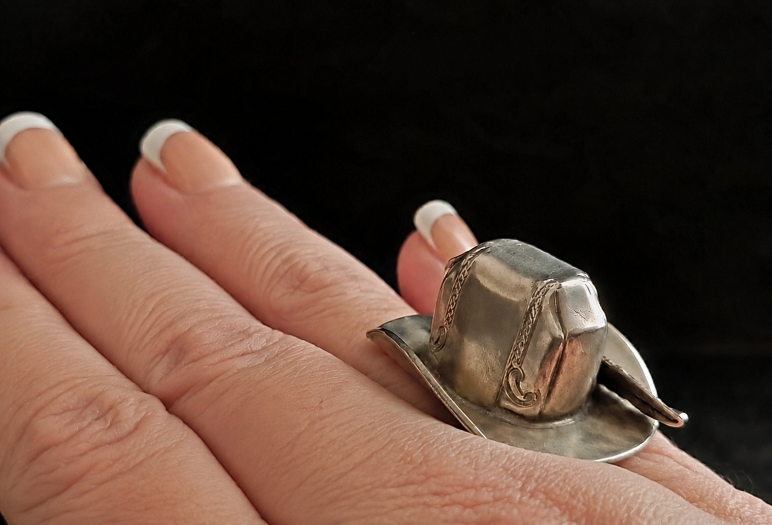 cowboy hat ring spoon bowl, feather