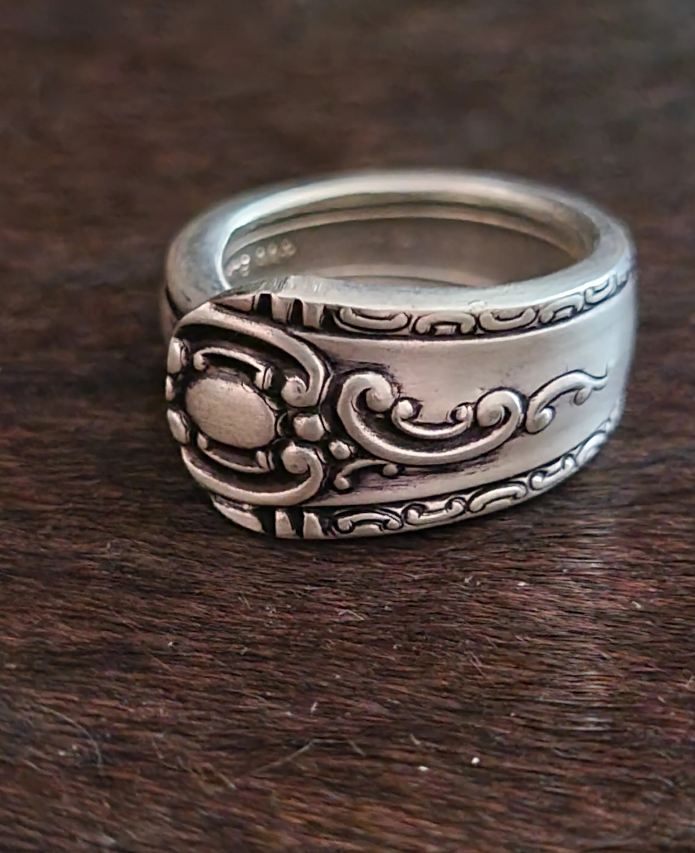 Rococo Style silverware spoon ring