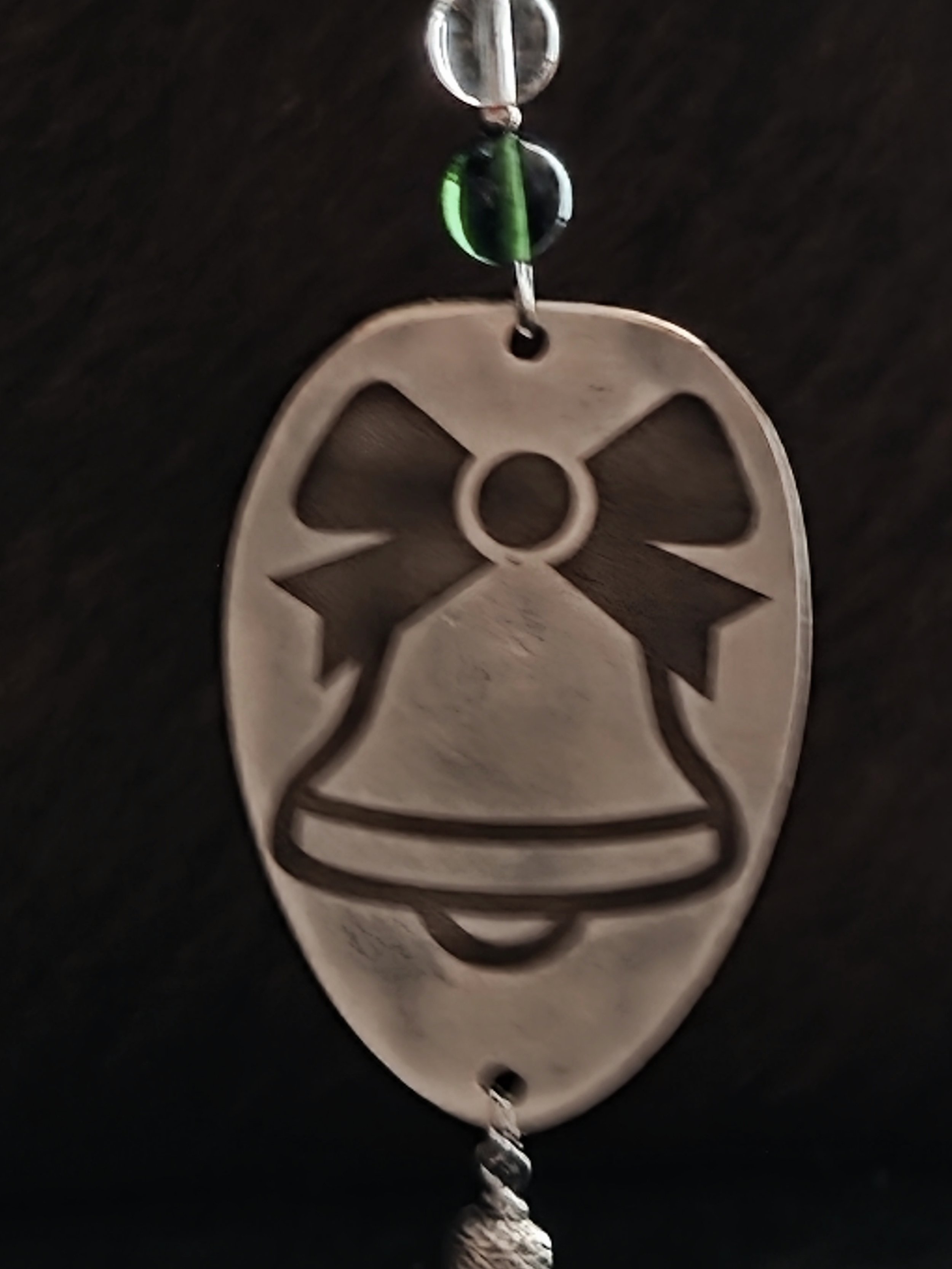 Bell - Bell and bow ornament.jpg