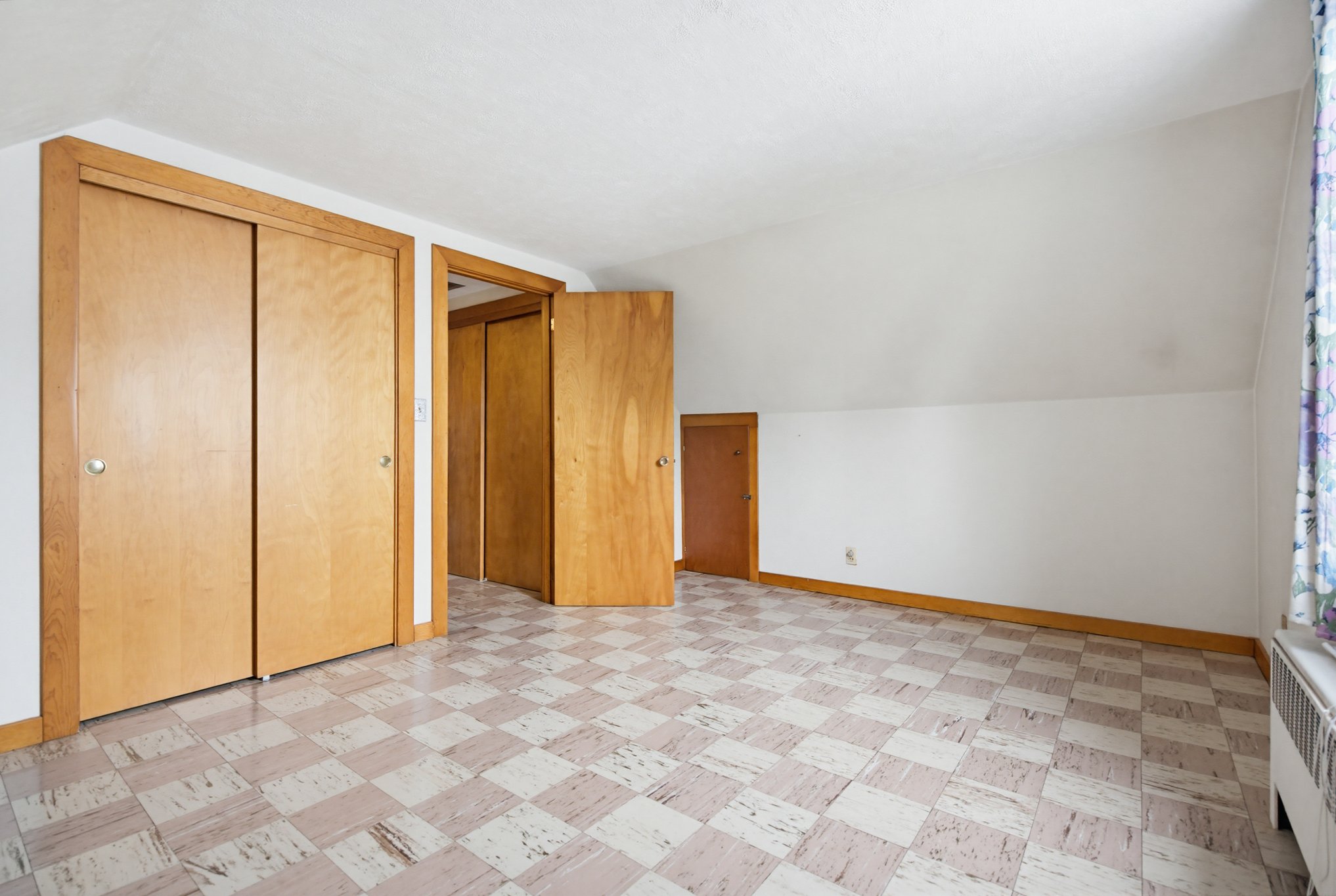 46MarshallSt-21.jpg