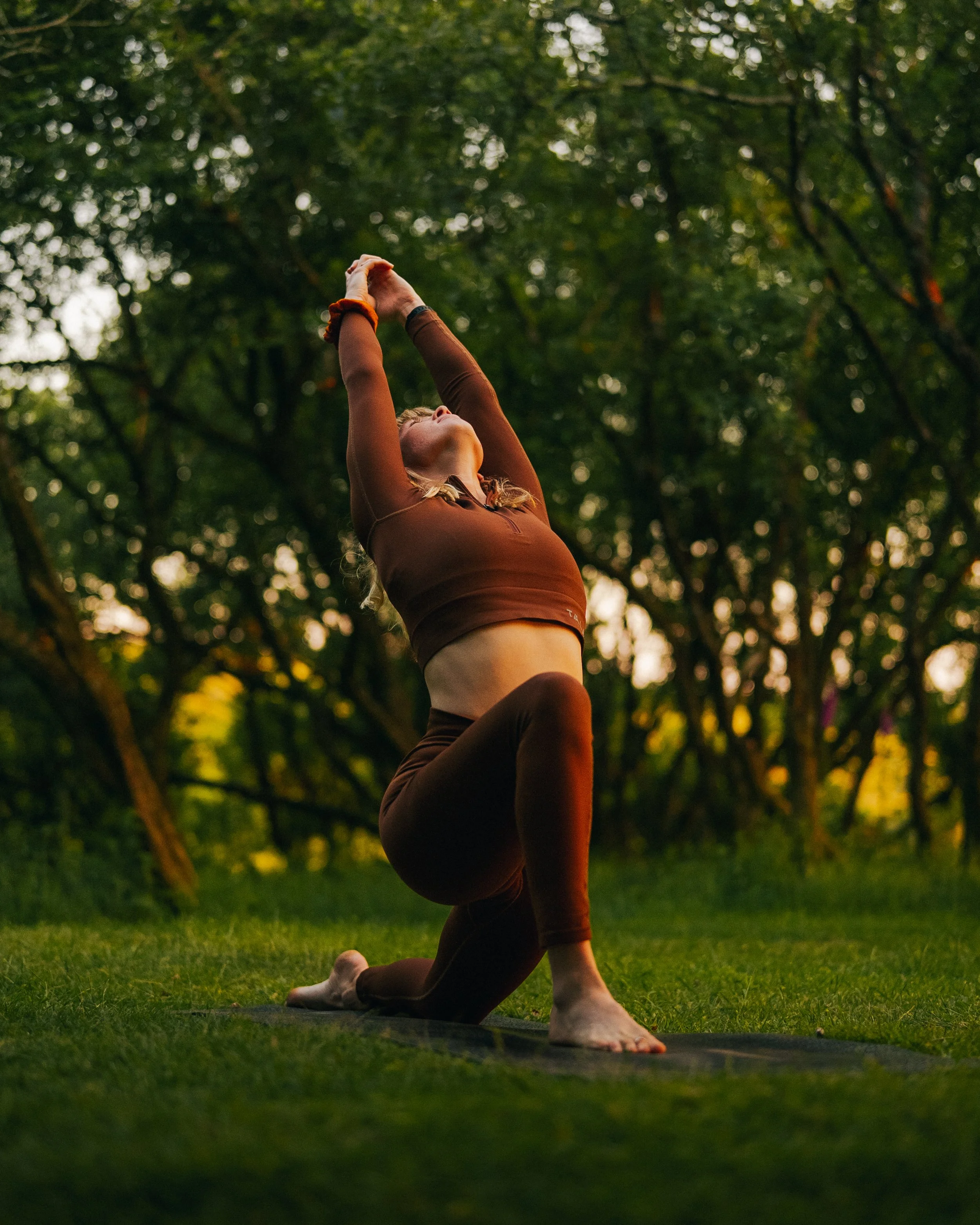 PF_Ellie_yoga-3.jpg