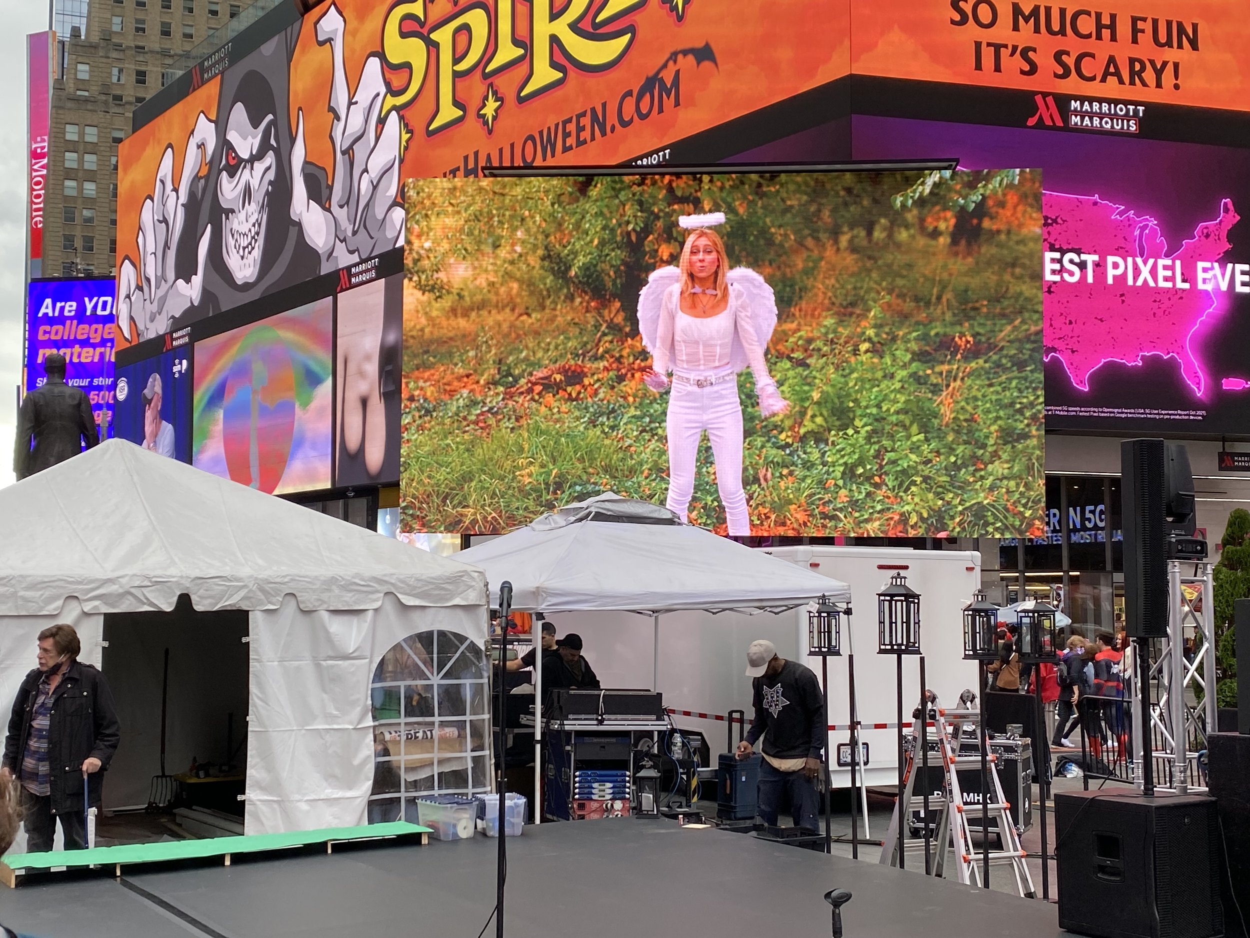 Times Sq 1.jpg