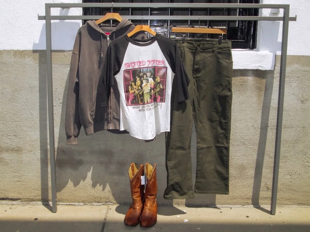A Silverlake Cowboy, Industry Bro, Off Limits Older Brother and a Nice Guy walk into a thrift store&hellip;

#mensfashion #fashionbro