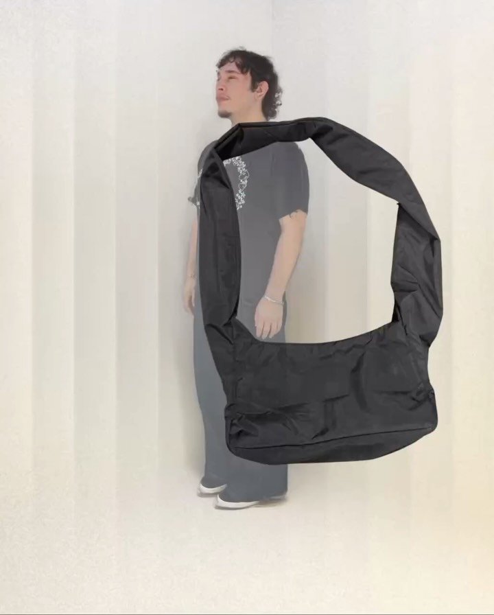 A bit of our current @baggu rotation ⭐️

#baggu #crescentbag 

Black Meringue Bag

Piscine Crescent Bag 

Dancing Star Crescent Bag

Dancing Star Bowler Bag

Sage Stripe Meringue Bag