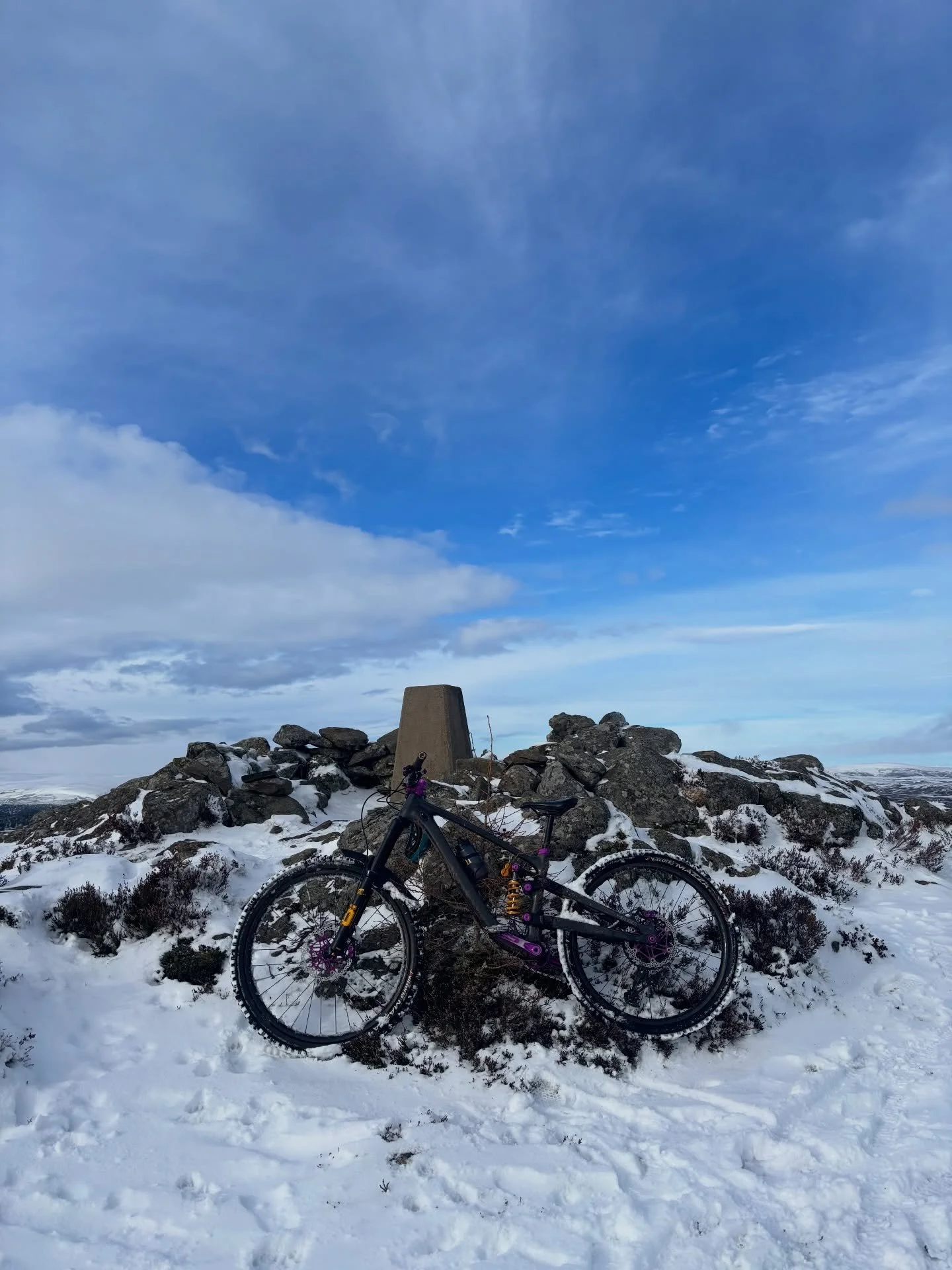 It&rsquo;s been a tough old winter so far but blue skies are returning and the sun is shining ☀️ we&rsquo;ve been using the bad weather for lots of Trans Caledonia planning, strength sessions and a few character building rides! Bring on spring 💪 

#
