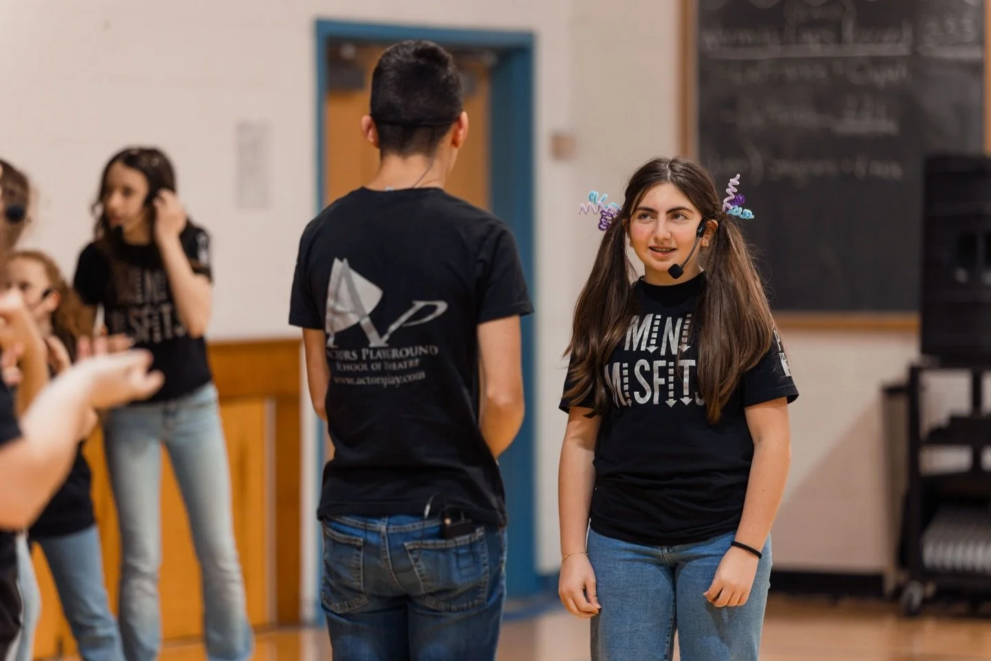 Thank you to Berlin Community School for having us! 🌟💛

📍 Berlin NJ

@anthonyceaofficial @reisssemaya @scottsemaya @leslierbourquewalsh @linachkakaz @jennifromtheblock078 @girlinthevillagedoingalright @stephcav2 @jhill917 @aliyevayner @sharon01077