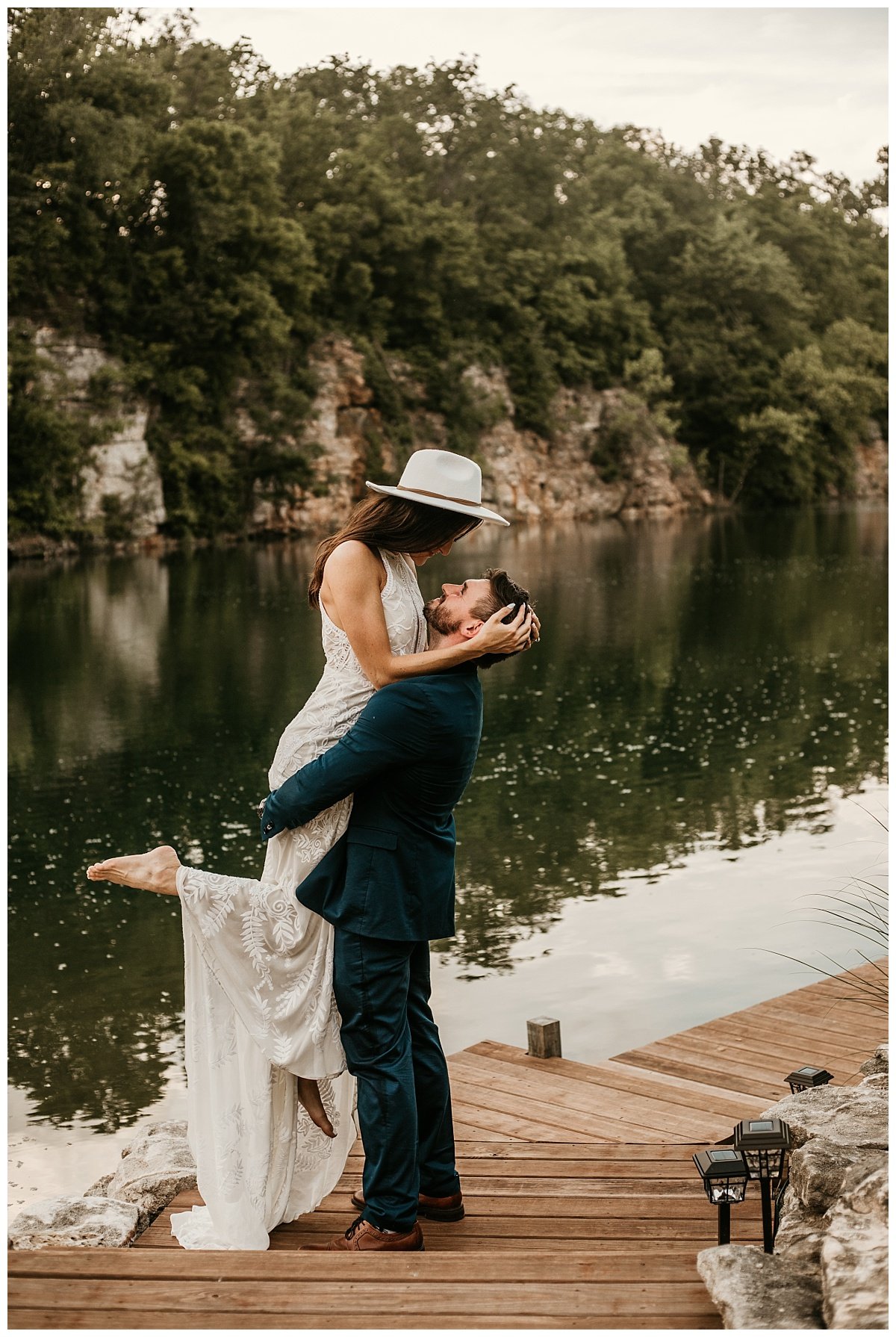 Boho+Elopement+_+Kansas+City+Wedding+Photography+_+Colorado+Elopement+_+Outdoor+Wedding+_+Outdoor+Elopement+Photos+_+Lake+Wedding (18).jpeg