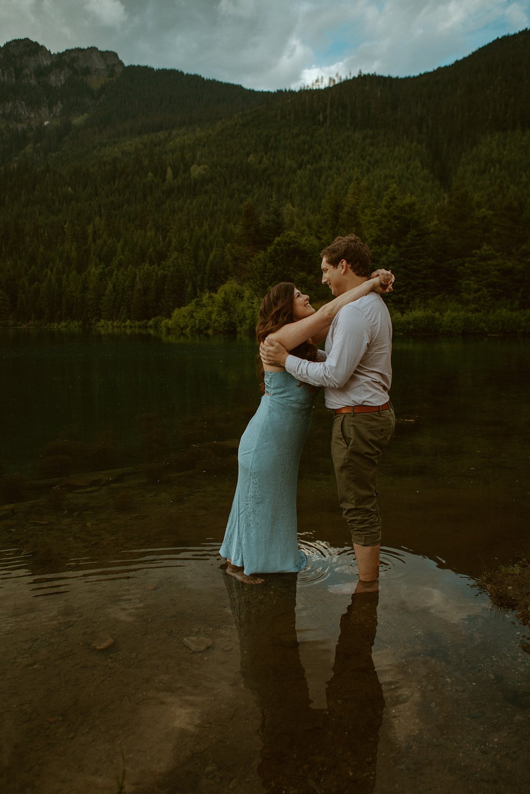 A Gold Creek Pond Outdoor Engagement Session - Shanean + Ian (9).jpg