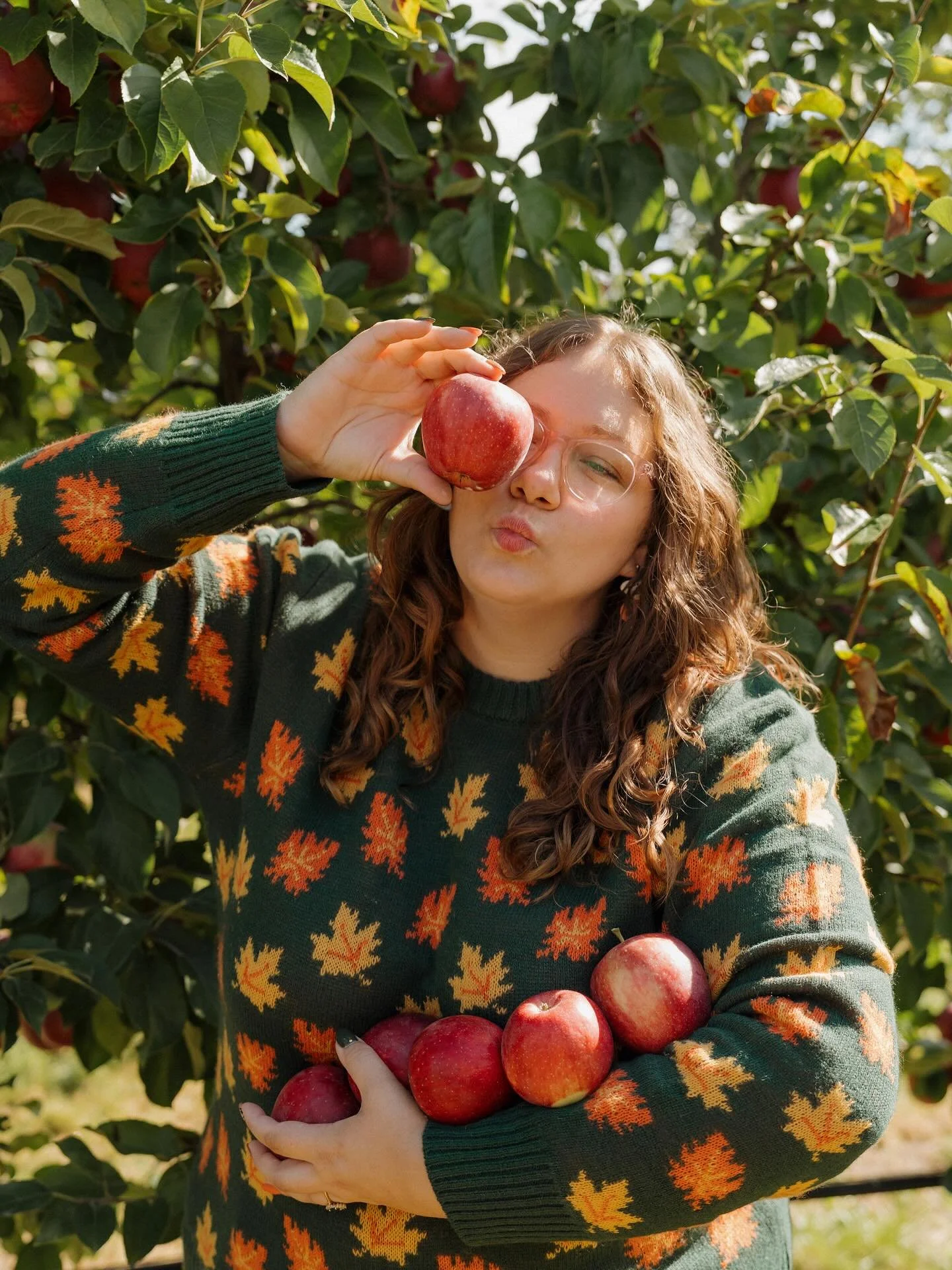 It&rsquo;s my birthday! 

I&rsquo;m Jessika and I&rsquo;m an October baby(the best month in my opinion)😉 I&rsquo;m obsessed with fall, the changing leaves, the pumpkins, and the cool air. I was born a fall girlie🍁

A few fun facts about me
-I have 