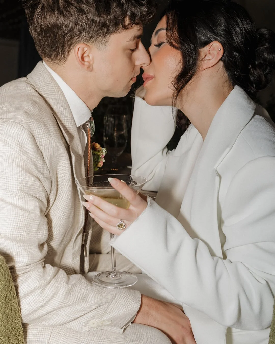 If you&rsquo;re dreaming of a waterfront wedding, Dockside at Duke&rsquo;s is one of the most beautiful Seattle venues you can choose. As a Seattle wedding photographer, I love how Dockside at Duke&rsquo;s gives couples a clean, stylish canvas to bri