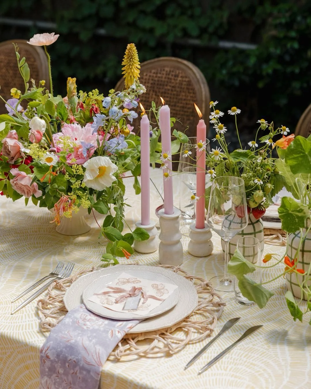 One of the biggest things I hear from my couples:
&ldquo;We don&rsquo;t want a bunch of photos where we&rsquo;re just standing there smiling at the camera.&rdquo;

Perfect. I don&rsquo;t want that for you either.

I only need about 3 minutes to get t