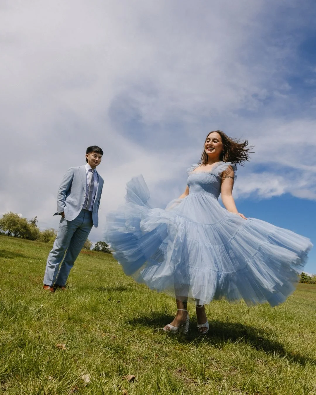 One thing nobody tells you about engagement photos:
You can absolutely love the photos and still not love how you look in them because of the outfits you chose.

Because no matter how beautiful the lighting is, how perfect the location is, or how goo