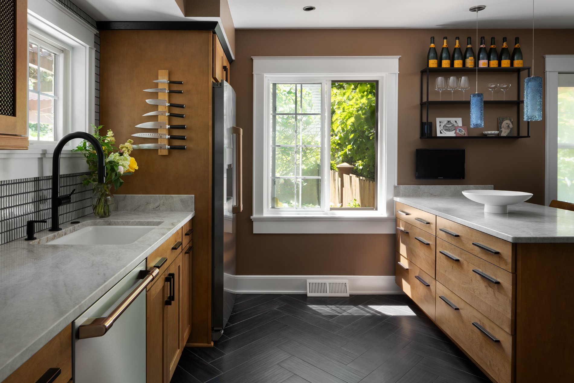 2026_Show_Home_QRS_Group_Ryan_Hainey_Photography_008_web.jpg