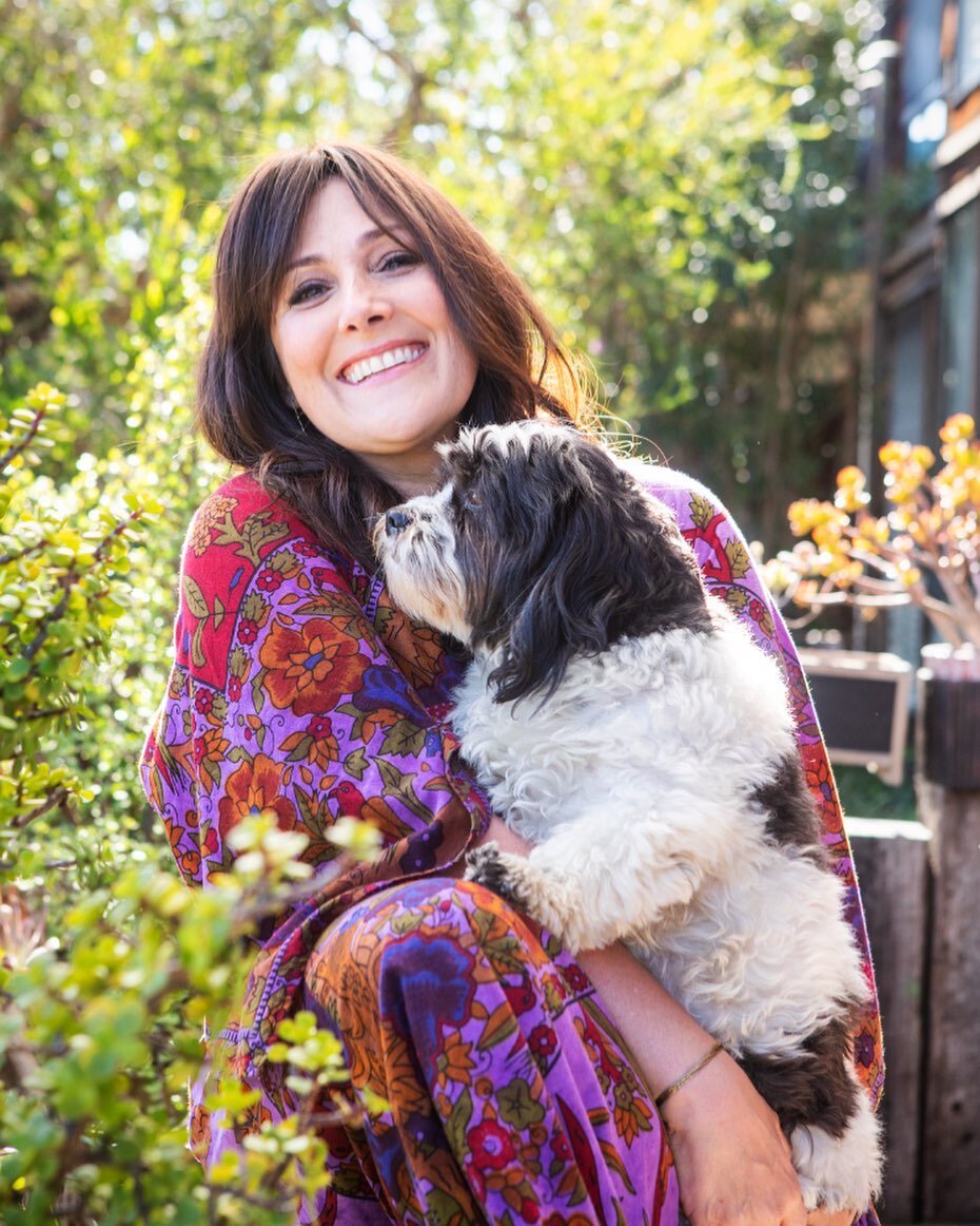 Sometimes you walk on set &amp; you just click 🔗 This was one of those times with @rickilake 🖤 I loved this shoot! I could&rsquo;ve talked FOREVER to this magnetic dreamboat, everyone&rsquo;s best friend 💥 So excited to hear about her new podcast 