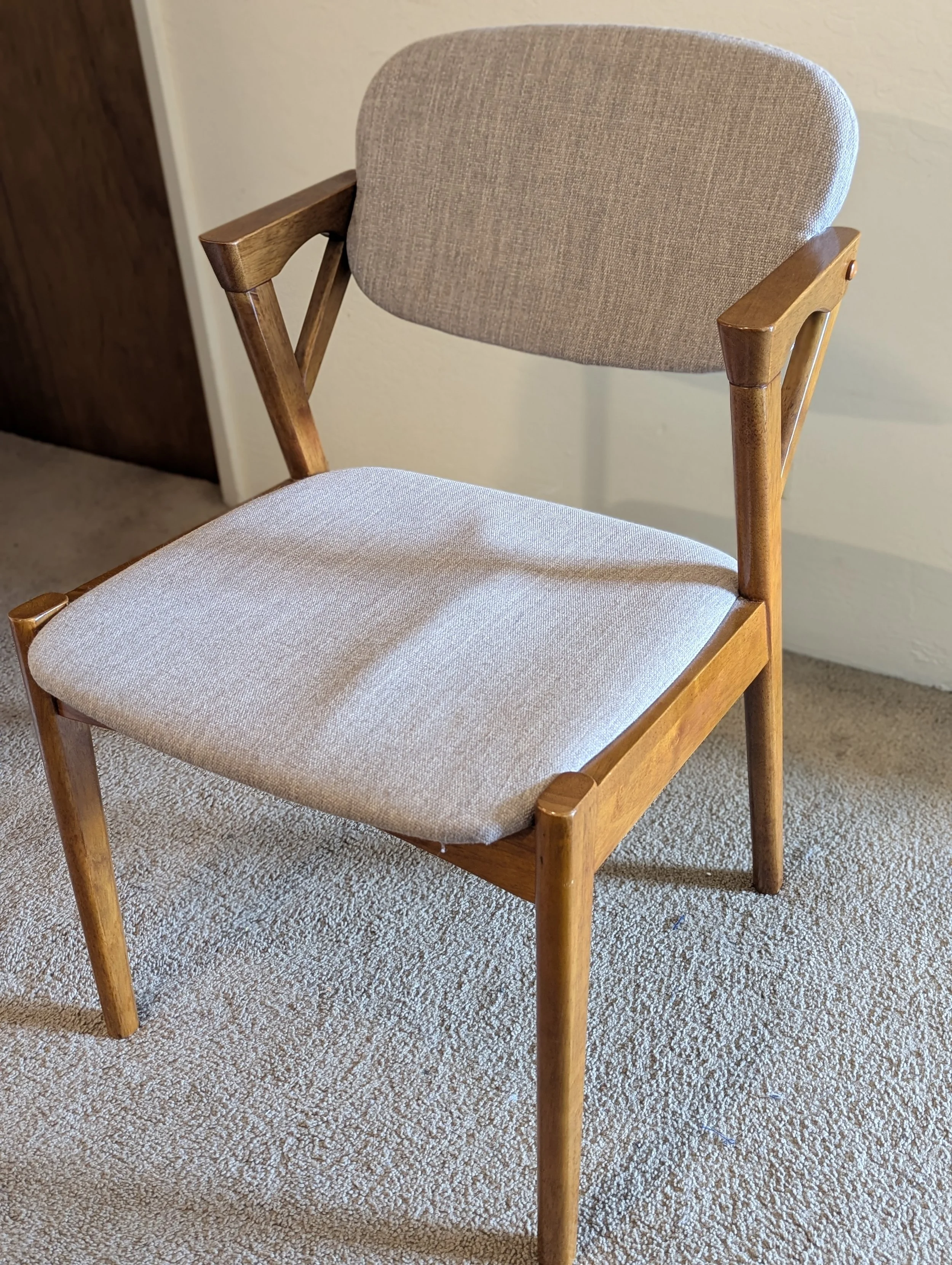 joldinchair.jpg