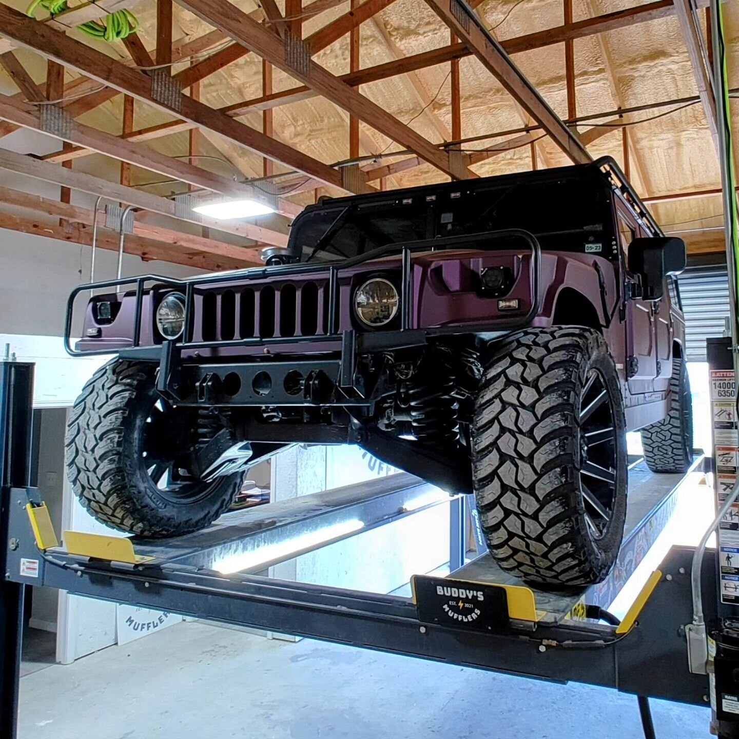 On the lift today we had a #Hummer #H1 in to add a #flopro #twister back in where a muffler was previously deleted. Still has a nice deep tone but way less crazy than straight pipe. 
Who's next?
#buddysmufflerstx

Check out the local car community. F