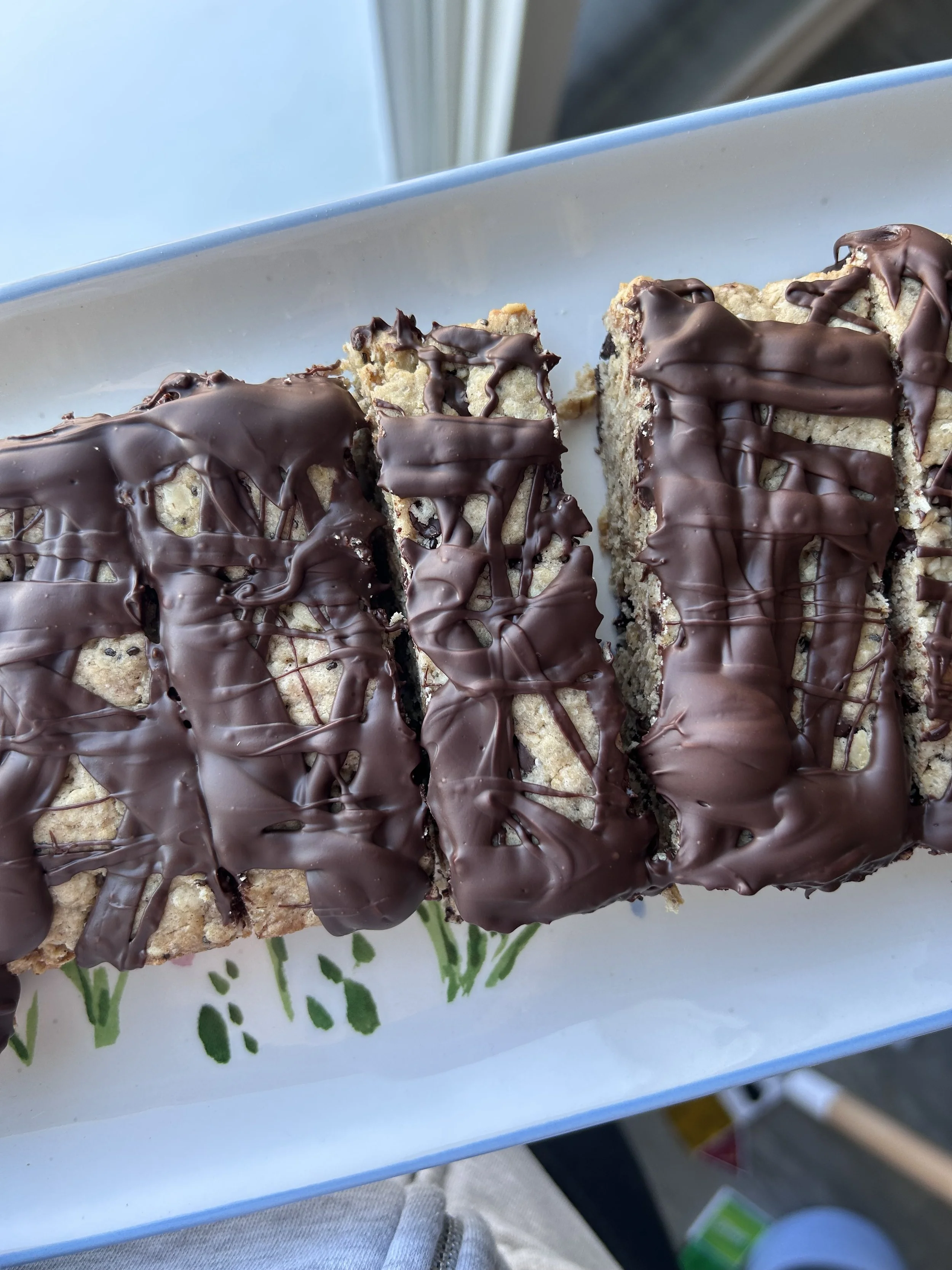 Nut-free Oat Bars For Busy Dental Hygienists + Mom’s