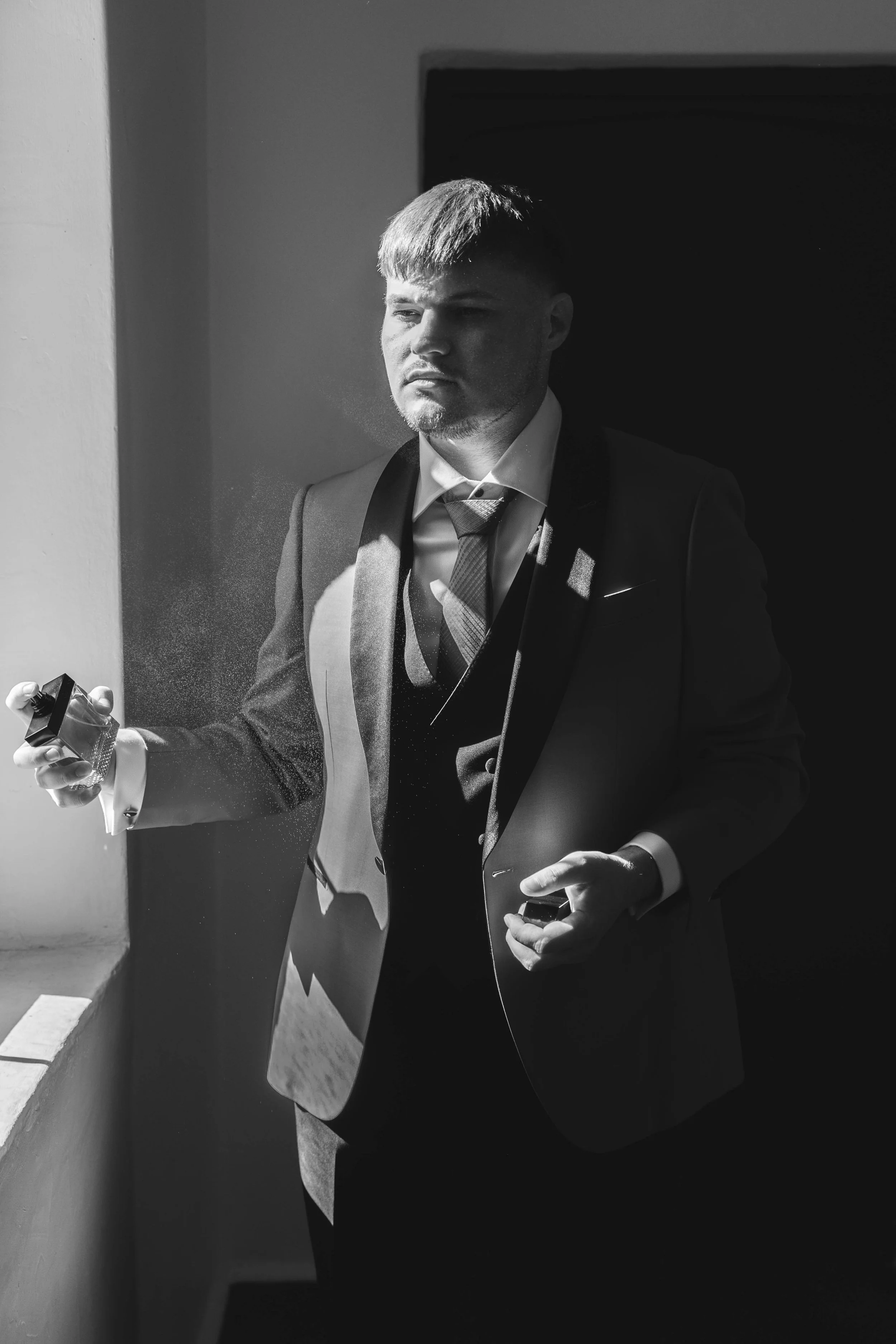 T & J Teasers (13 of 38).jpg