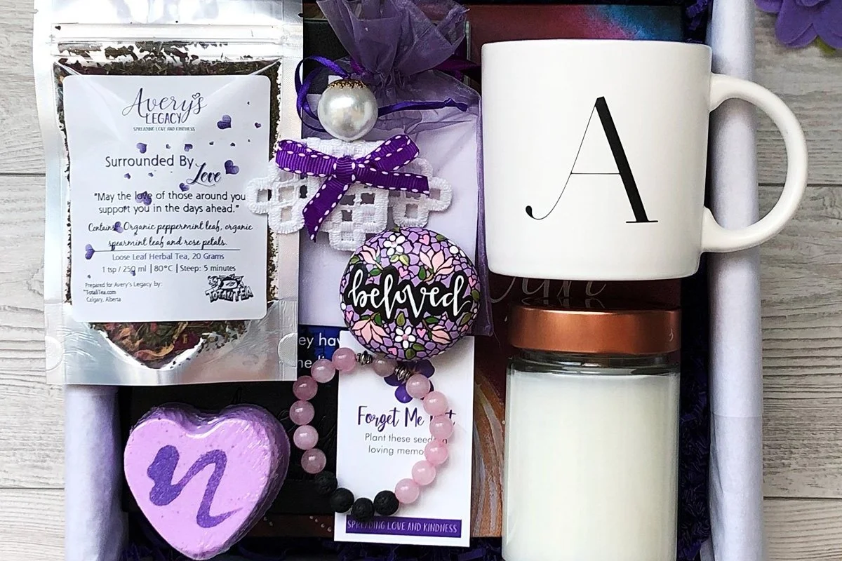 Avery's Legacy - Bereavement Boxes - Donated-Child-Loss-Box-1.jpg